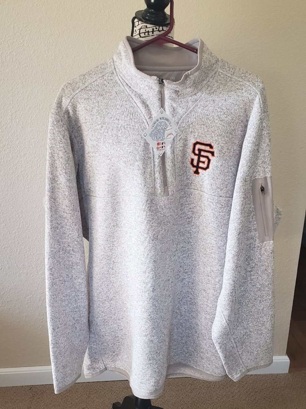 SF GIANTS PULLOVER